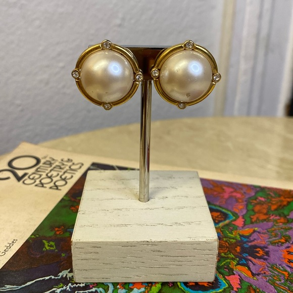 Faux Pearl & Rhinestone Clip-in Earrings - Picture 1 of 3